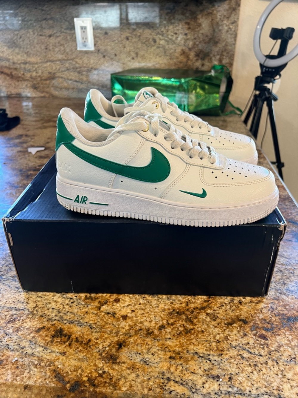 Nike White Sneakers with Green Swoosh Size 7